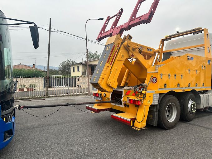 Soccorso stradale leggero e pesante SOCCORSO MIELE SRL a Cassino